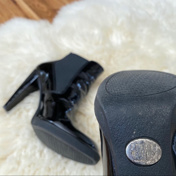 Stuart Weitzman High Shine Patent Heeled Booties Size 6.5 - Picture 14 of 15